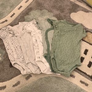 Simple Joys by Carter's Unisex Babies' Short-Sleeve Side Snap Bodysuits 3-6M